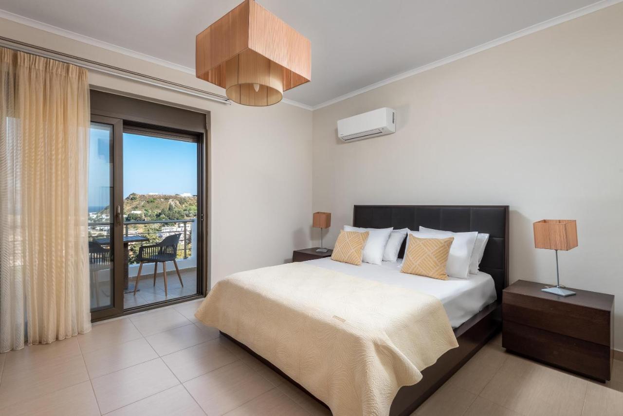 Acro Villa